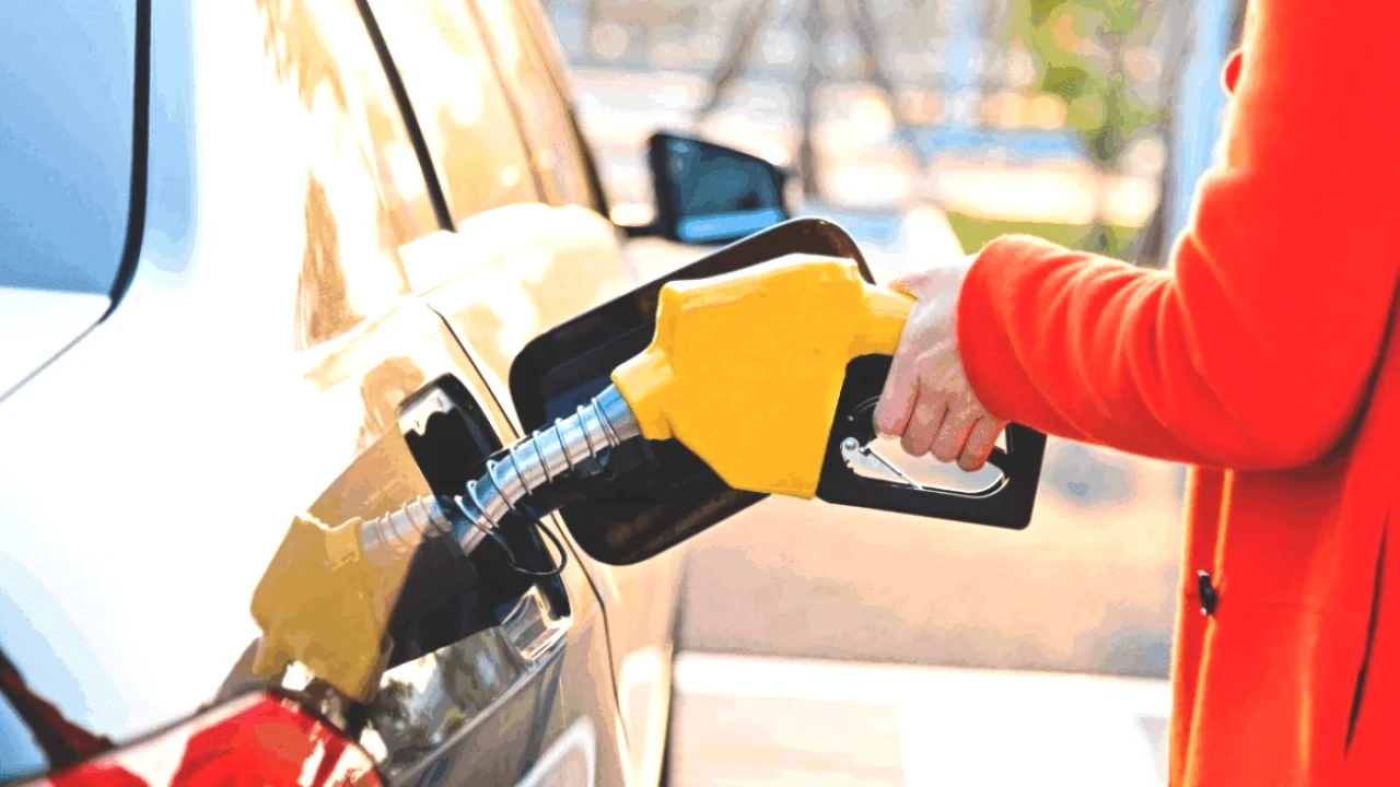 Akaryakıt Fiyatlarında Şok Değişiklik! 9 Ağustos Güncel Benzin, Motorin ve LPG Tarihleri