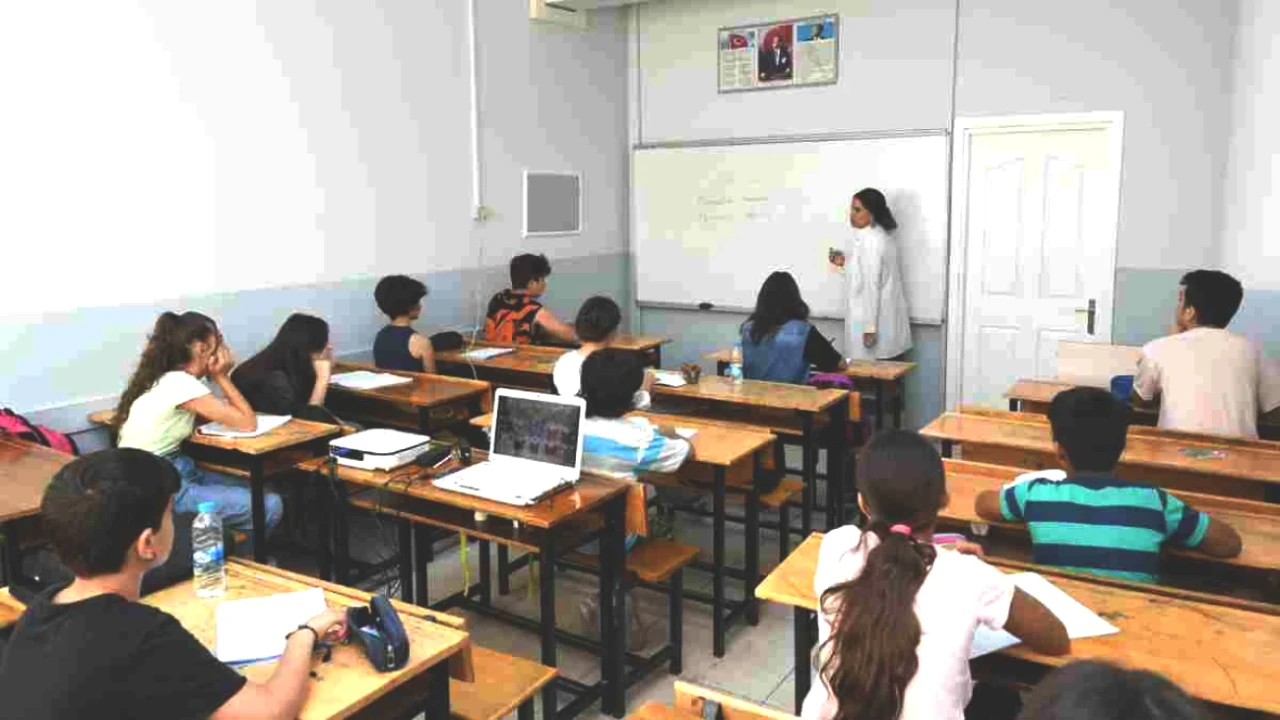 KARBEM, LGS'de Yine Fark Yaratarak Başarıya İmza Attı!