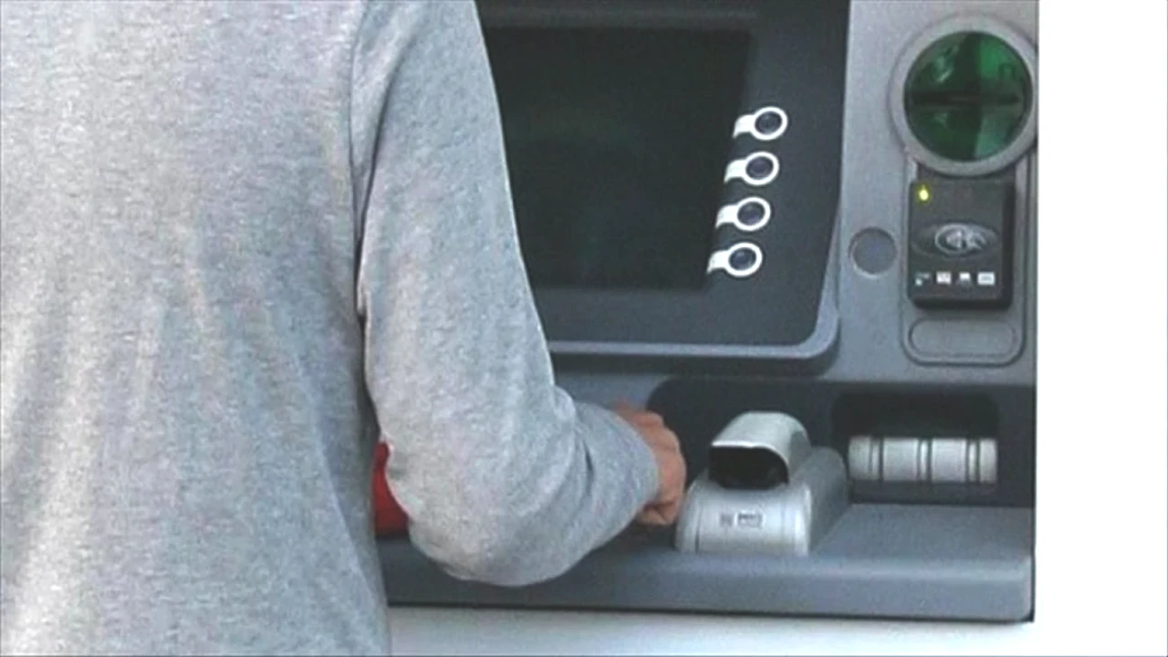 Bankacılıkta Şok Gelişme! Yeni ATM Para Yatırma Limitleri ve Zorunlu İşlemler Belirlendi!